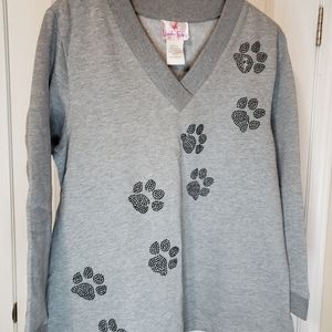 Quacker Factory L Gray with Black Bling Paw Prints V Neck Sweatshirt